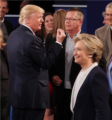 Donald Trump und Hillary Clinton schenken sich nichts. 