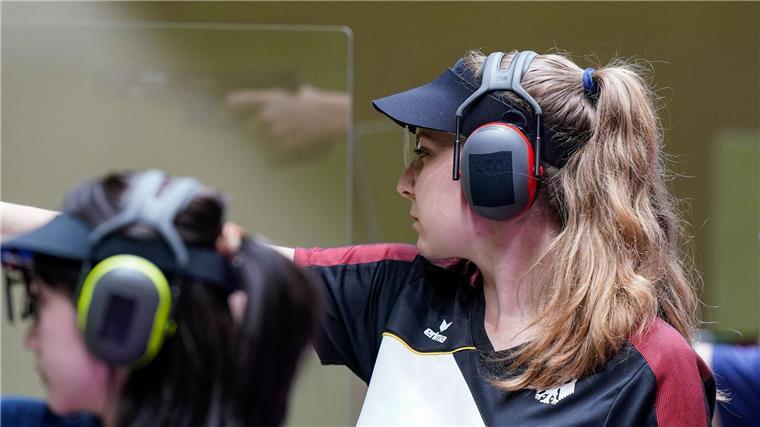Doreen Vennekamp ist Weltmeisterin mit der Sportpistole über 25 Meter (Archivbild).