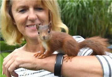 Doris Lohse und "Puschel" sind ein starkes Team.