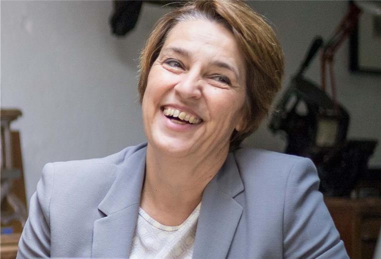Bremerhaven: Dorothee Starke in Jury berufen Dorothee Starke, die Leiterin des Bremerhavener Kulturamts, gehört nun zur Jury des Theaterpreises des Bundes.
