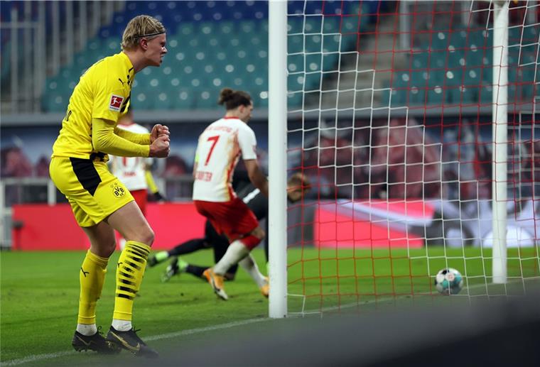Dortmund punktet: Hier jubelt Erling Haaland über seinen Treffer zum 2:0.