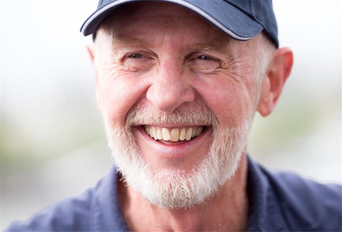 Wer ist Dr. Bob? 5 Fakten über den Dschungel-Doktor Robert "Bob" McCarron alias Dr. Bob.