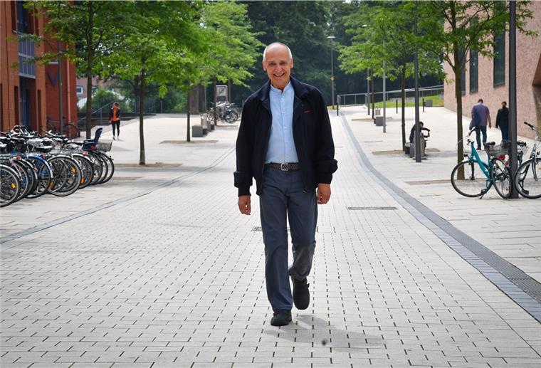 Dr. Helmut Munkel ist seit 2019 einer von derzeit vier Vertrauenspersonen im Bistum Hildesheim, die Ansprechpartner für Betroffene von Missbrauch sind. Foto Scheschonka