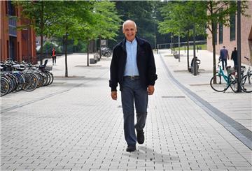 Dr. Helmut Munkel ist seit 2019 einer von derzeit vier Vertrauenspersonen im Bistum Hildesheim, die Ansprechpartner für Betroffene von Missbrauch sind. Foto Scheschonka