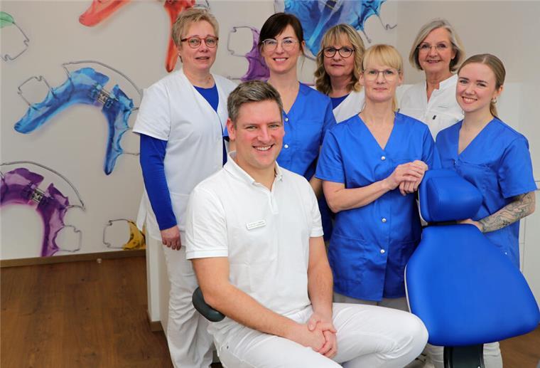 Das Team der Kieferorthopädie-Praxis Hinrichs.