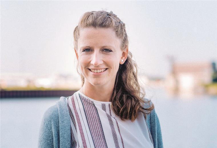 Dr. Stefanie Arndt