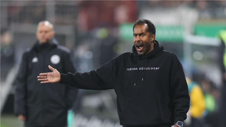 Tabellenführer Fortuna Düsseldorf verliert erneut Drei Niederlagen aus vier Spielen: Fortuna-Coach Thioune.