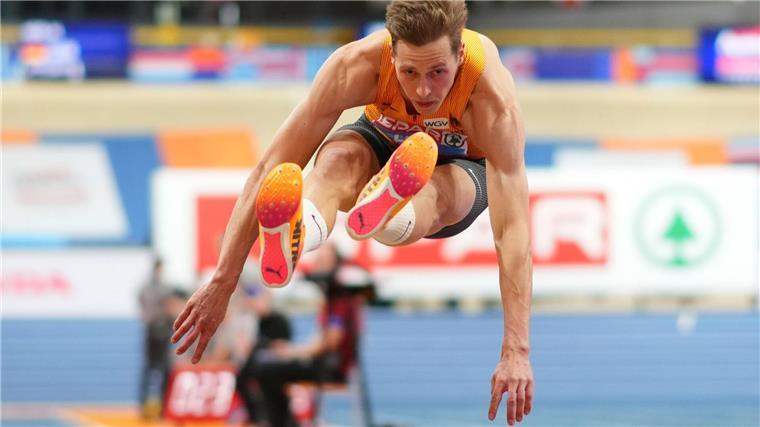 Mihambo rettet Bronze bei Hallen-EM - Assani im Rollstuhl Dreispringer Max Heß schockte die Konkurrenz bei der EM gleich im ersten Versuch.
