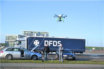 Drohne im Einsatz über Bremerhaven.