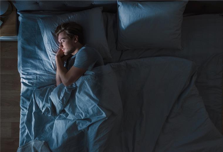 Guter Schlaf: Wichtig für die seelische Gesundheit Du bist ständig morgens müde - obwohl du lange im Bett gelegen hast? Dann könnten die Spezialisten des Schlaflabors Ursachenforschung betreiben.