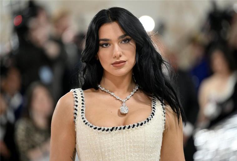 Dua Lipa: Bin stolz auf mein nächstes Werk Dua Lipa wurde 2015 mit dem Song „Be The One“ international bekannt.