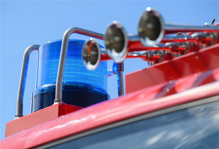 Durch den Einsatz der Feuerwehr konnte ein Brand entlang der A27 gelöscht werden.