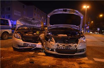 Durch die Kollision entstand an beiden Autos Totalschaden.