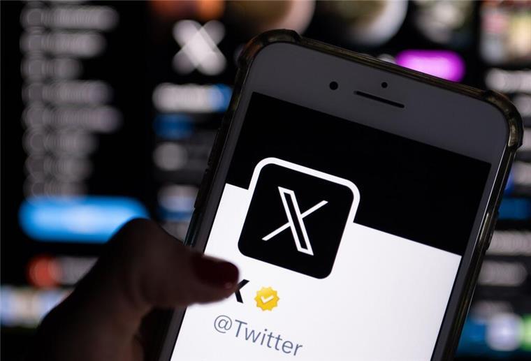 „eXit“: Dutzende Autoren verlassen das frühere Twitter Dutzende Journalisten, Autoren und Gedenkstätten verabschieden sich gemeinsam von X (Illustration).