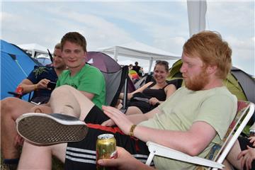 Ed Sheeran beim Hurricane? Nein, dieser junge rothaarige Mann ist kein britische...