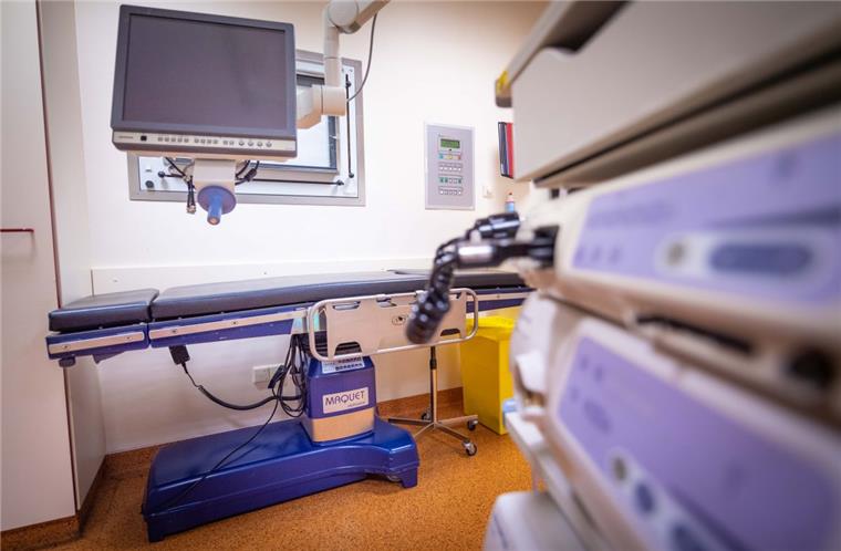 Bremerhaven: Nach Riesen-Schaden im Klinikum wieder Untersuchungen Eigentlich sieht alles aus wie immer: Doch nach dem Diebstahl in Reinkenheide blieben erstmal alle Behandlungsräume leer, weil die Endoskope geklaut wurden.