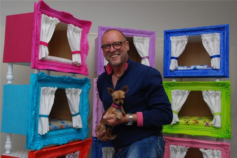 Eigentlich wollte Dieter Rodenburg nur einen Ruheplatz für Chihuahua „Luna“ bauen. Die Idee kam so gut an, dass es nicht bei einer blieb.