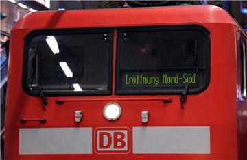 Ein 16-Jähriger ist heute bei einem Bahnunfall in Lunestedt ums Leben gekommen. 