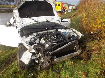 Ein 26 Jahre alter Bremerhavener ist mit seinem Audi auf der A27 auch von der Fahrbahn abgekommen. 