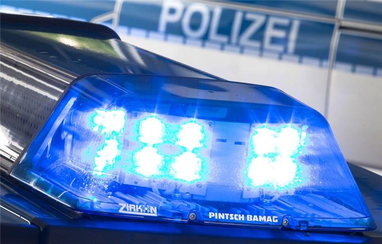Ein 80-Jähriger muss sich in Vechta wegen gefährlicher Körperverletzung verantworten.