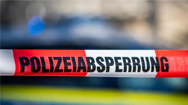 Ein Absperrband der Polizei.