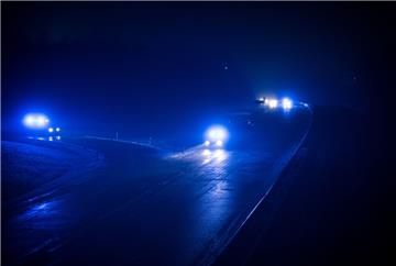 Ein Auto hat am Mittwochabend einen Fußgänger auf der A2 erfasst und tödlich verletzt. 