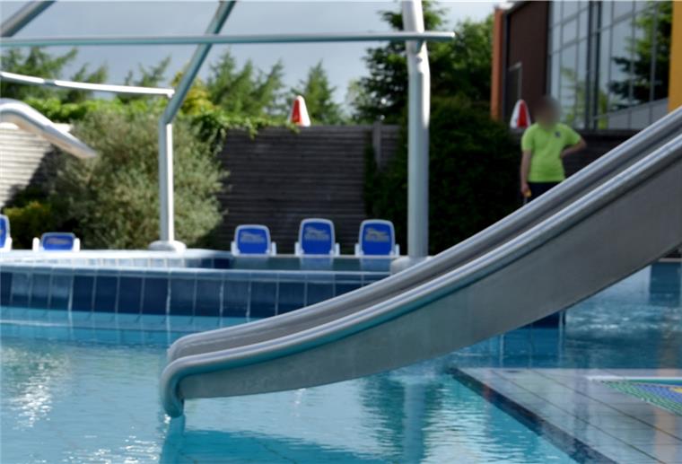 Bad Bederkesa: Gerichtsurteil zu Bade-Tragödie Ein Bild der Stille: Hier, in der Beerster Moor-Therme, ist vor zweieinhalb Jahren eine Siebenjährige ertrunken. Jetzt werden die Urteile rechtskräftig.