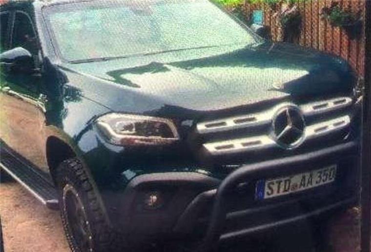 Bande unterwegs? Diebe stehlen teure Mercedes in Geestland und Agathenburg Ein Bild des entwendeten Mercedes der X-Klasse in Agathenburg (Kreis Stade)