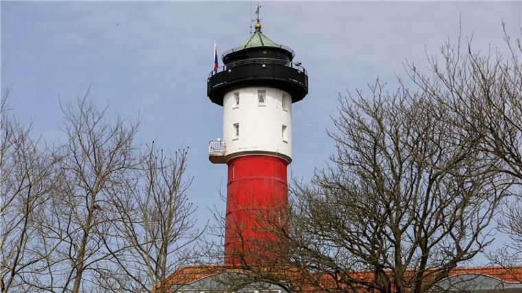 Ein Blick auf den alten Leuchtturm der Insel.