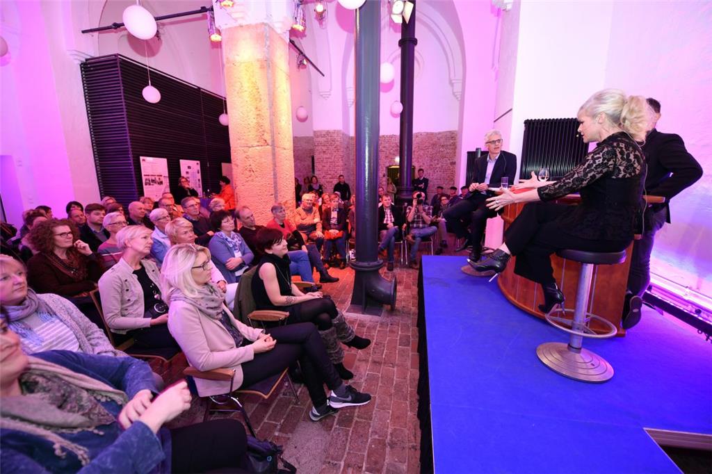 Ein Blick in den Wasserturm am Leher Stadtpark, ein idealer Ort für den Talk in der Losche mit Ina Müller, zu dem die Nordsee-Zeitung Karten verlost hatte.
