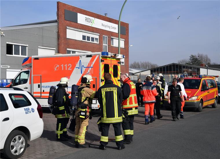 Ein brennendes Batteriepaket sorgte in Bremerhaven-Lehe für einen Großeinsatz.