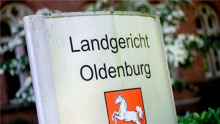 Voraussichtlich letzter Prozess um Steinhoff-Bilanzskandal Ein ehemaliger Geschäftsführer des Steinhoff-Konzerns steht wegen Steuerbetrugs vor dem Landgericht Oldenburg. (Archivbild)