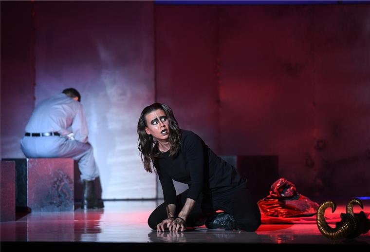 Patrizia Häusermann als Carmen