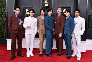 Ein Foto vor ihrer mehrjährigen Pause: BTS bei den Grammy Awards 2022. (Archivbild)