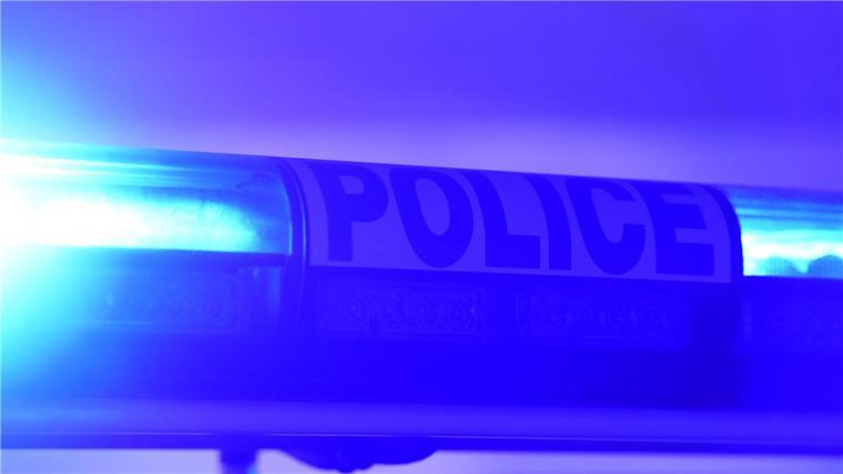Ein französischer Kanutrainer hat auf die Straße gepinkelt und soll Polizisten geschlagen haben. (Symbolbild)