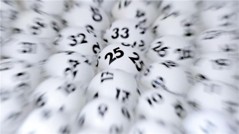 Millionengewinn im Lotto für Glückspilz aus Region Hannover Ein Glückspilz aus der Region Hannover kann sich über einen Lotto-Gewinn von mehr als 1,7 Millionen Euro freuen. (Symbolbild)