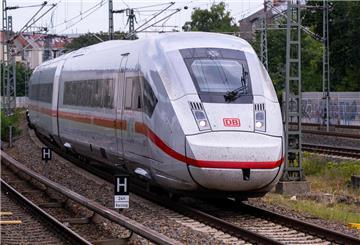 Ein ICE der Deutschen Bahn.