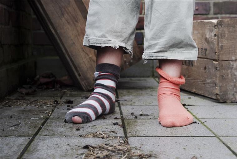 Erschreckende Statistik: Geestendorf ist Hochburg der armen Kinder Ein Indiz für Kinderarmut, das auch in Geestemünde auffällt: Winterkleidung ist Mangelware (Symbolfoto). Geestendorf ist seit 2106 der Ortsteil mit der höchsten Kinderarmut, nahezu jedes Zweite lebt von Hartz IV.