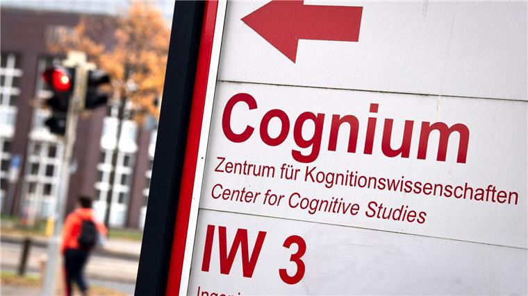 Ein Kognitionsforscher der Universität Bremen darf seine Affenversuche vorläufig weiterführen. (Archivbild)