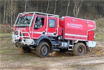 Ein Kraftpaket: Die Lehnstedter Feuerwehrleute haben den CCFM 3000 „Niedersachsen“ ausgiebig im Gelände getestet.