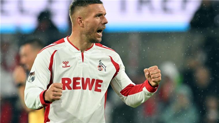 Getrübte Festtagsstimmung: Randale vor Poldis Abschiedsgala Ein letztes Mal im FC-Trikot: Lukas Podolski.