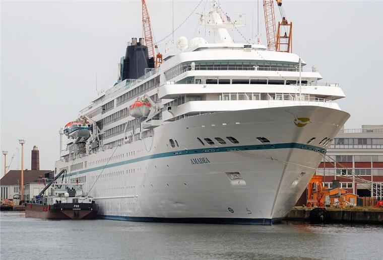 Ein letztes Mal in Bremerhaven in diesem Jahr: die „Amadea“.