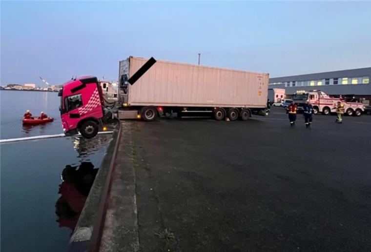  Verkehrsunfall im Fischereihafen