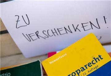Zum Themendienst-Bericht vom 10. September 2021: Na, wer braucht das Europarecht? Die gut gemeinte Zu-Verschenken-Kiste ist streng genommen eine illegale Entsorgung.