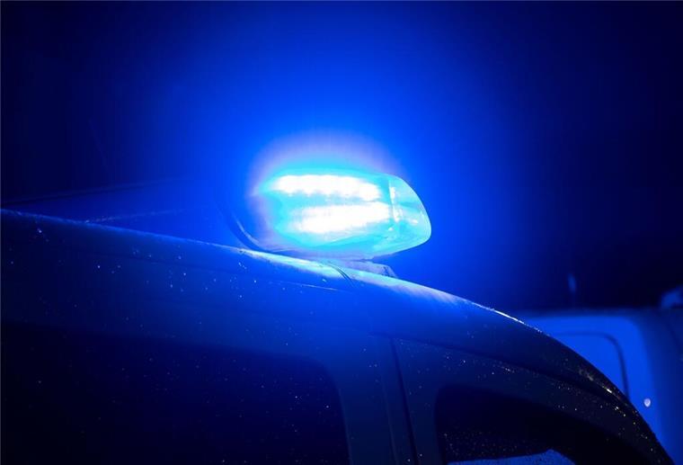 Messerangriff in Bremen: Mann stirbt in den Wallanlagen - Täter festgenommen Ein Mann wurde in der Bremer Altstadt durch einen Messerangriff tödlich verletzt. Die Polizei konnte den Täter festnehmen.