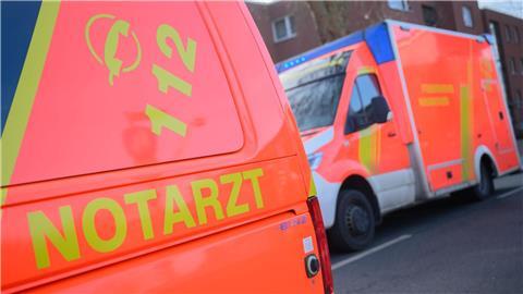 Ein Mensch ist bei einem Unfall in Wilhelmshaven ums Leben gekommen. (Symbolbild)