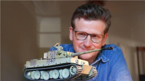 Ein neuer Antikriegsfilm aus Deutschland kommt ins Kino. Regisseur Dennis Gansel nimmt einen mit an die Ostfront 1943. (Archivbild)