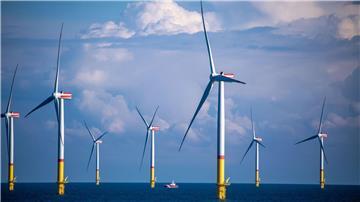 Ein neuer Flächenentwicklungsplan regelt den Ausbau der Offshore-Windenergie bis 2034. (Archivbild)