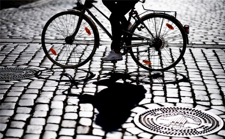 Ein Radfahrer in Elmlohe hatte Glück, dass er von Passanten gefunden wurde.