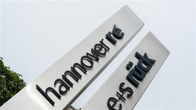 Hannover Rück: Deutschlandchef Pickel geht Ein Schild der Hannover Rück.